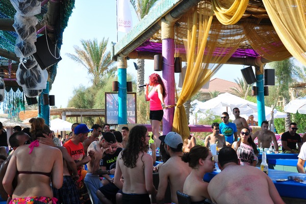 Edde Sands Champagne Shower